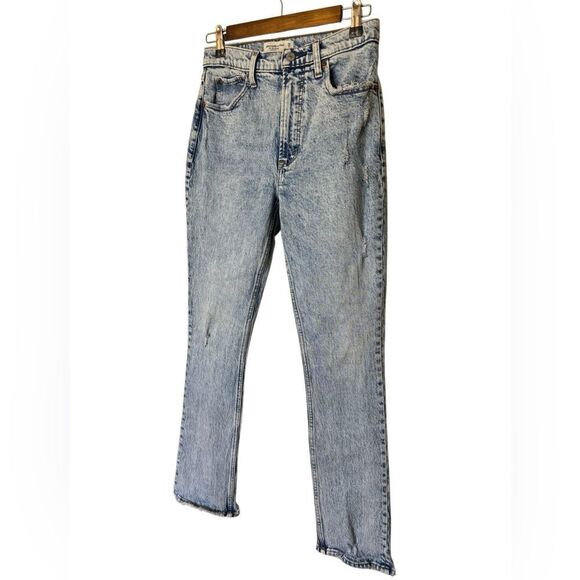 Abercrombie The 90’s Skinny High Rise Acid Wash Jean - Picture 1 of 10